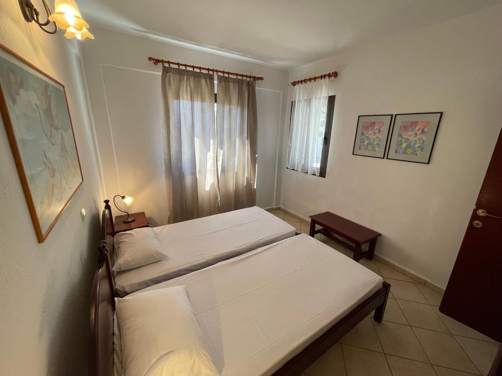 Galazia Akti Seaside Apartments นิกิติ ห้อง รูปภาพ